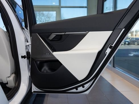 New 2025 BMW 530i xDrive 530i xDrive image 35