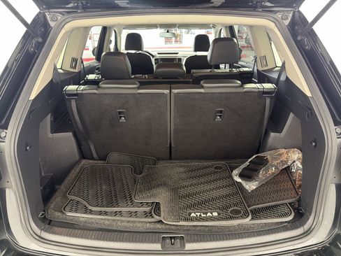 Used 2019 Volkswagen Atlas SE w/ Towing Package image 24