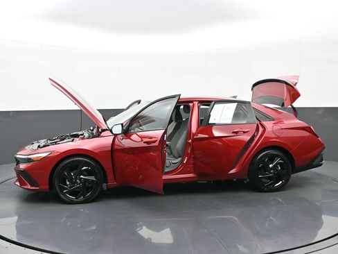 Certified 2026 Hyundai Elantra Sport FWD image 46