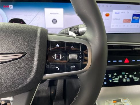 New 2026 Genesis GV70 2.5T Advanced AWD/4WD image 24