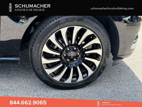 Certified 2024 Lincoln Navigator Black Label AWD/4WD image 9