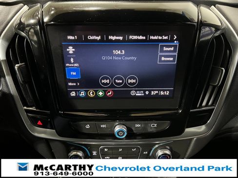 Used 2023 Chevrolet Traverse LT image 21