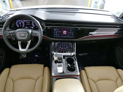Used 2025 Audi Q7 3.0T Prestige AWD/4WD image 16
