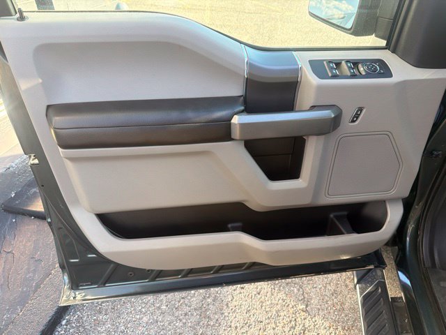 Used 2018 Ford F150 XLT w/ Equipment Group 302A Luxury AWD/4WD image 15