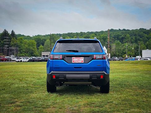 New 2026 Jeep Cherokee Overland AWD/4WD image 4