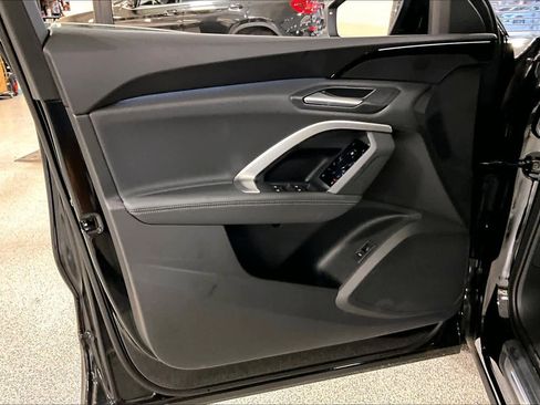 New 2025 Audi Q5 Premium image 10