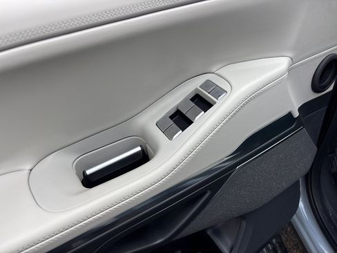 New 2026 Lincoln Navigator Reserve w/ Jet Appearance Package AWD/4WD image 12
