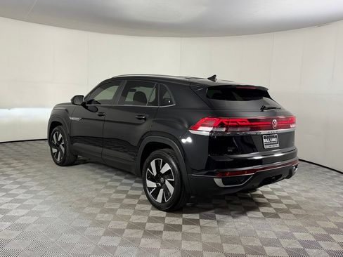 Used 2025 Volkswagen Atlas Cross Sport SE AWD/4WD image 10