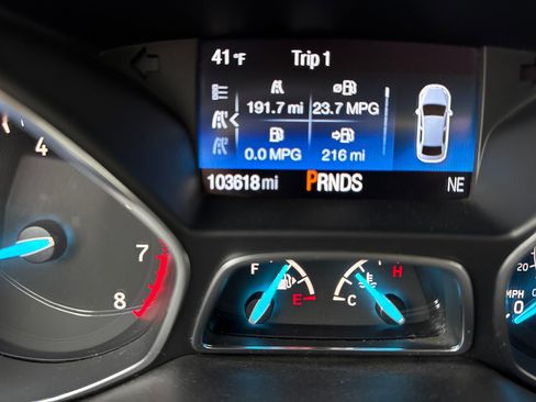 Used 2019 Ford Escape S image 16