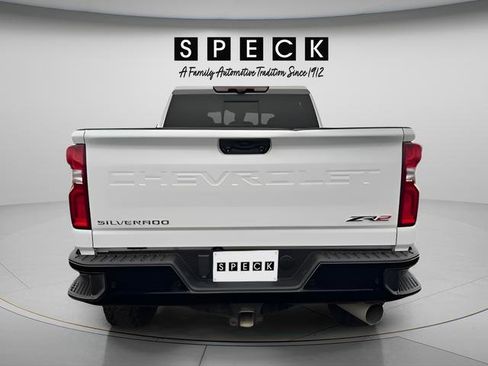 Used 2024 Chevrolet Silverado 2500 ZR2 w/ Technology Package AWD/4WD image 4