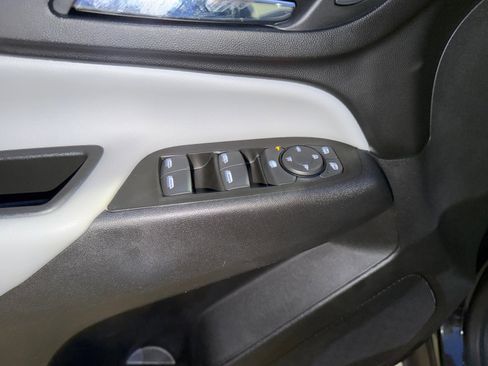 Used 2021 Chevrolet Equinox LT AWD/4WD image 17