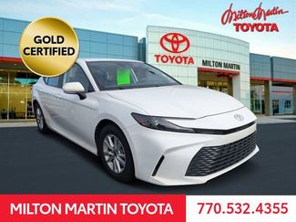 Used 2025 Toyota Camry LE video 1