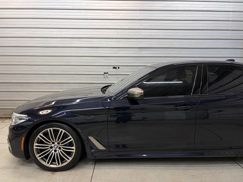 Used 2020 BMW M550i xDrive w/ Premium Package AWD/4WD image 3