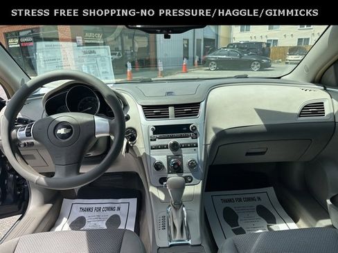 Used 2009 Chevrolet Malibu LS image 10