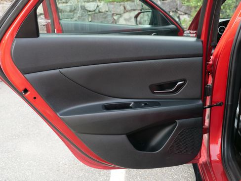 Used 2021 Hyundai Elantra N Line FWD image 14