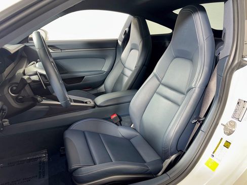 Used 2021 Porsche 911 Carrera image 5