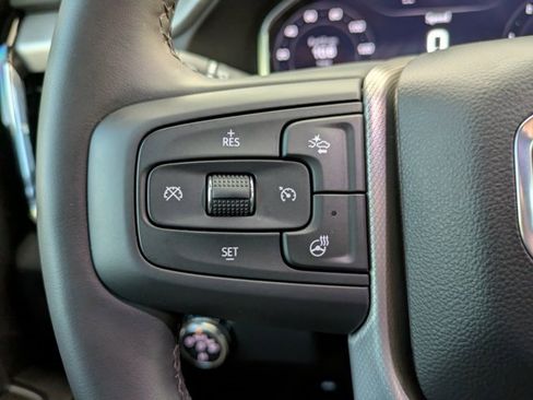 Used 2025 GMC Sierra 2500 Denali w/ Technology Package image 21