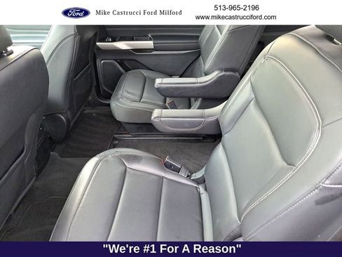 Certified 2022 Ford Explorer XLT w/ Equipment Group 202A image 23