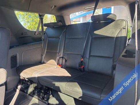 Used 2024 Chevrolet Suburban High Country w/ Premium Package image 20