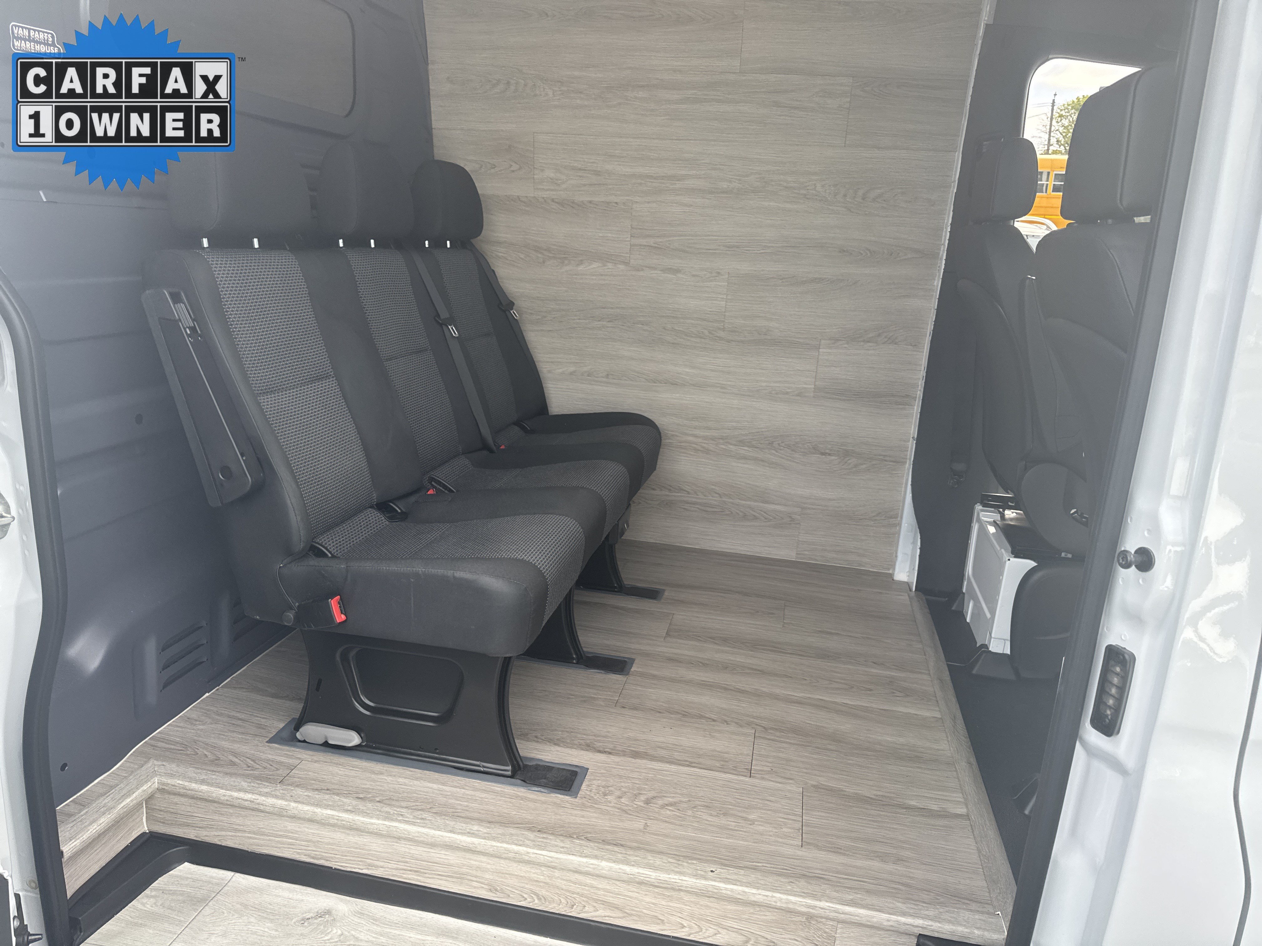 Used 2025 Mercedes-Benz Sprinter 2500 image 33