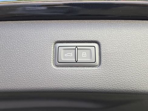 New 2026 Audi Q7 3.0T Prestige AWD/4WD image 10