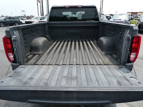 Used 2021 GMC Sierra 1500 Elevation w/ LPO, Elevation Black Package AWD/4WD image 16