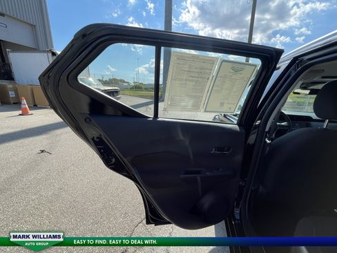 Used 2023 Nissan Kicks SV image 24