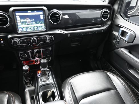 Used 2021 Jeep Wrangler Unlimited Rubicon w/ Dual Top Group image 37