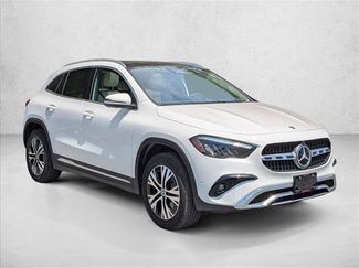 Used 2026 Mercedes-Benz GLA 250 4MATIC video 3