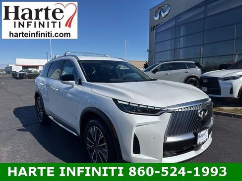 New 2026 INFINITI QX60 Luxe image 2