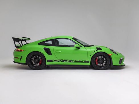 Used 2019 Porsche 911 GT3 RS image 2