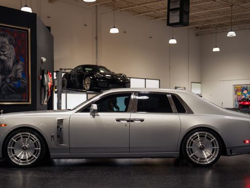 Used 2020 Rolls-Royce Phantom Sedan RWD image 10