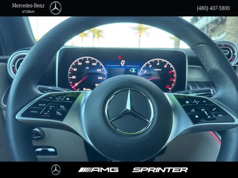 Certified 2025 Mercedes-Benz GLC 300 4MATIC image 28