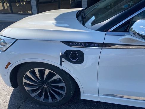 Used 2020 Lincoln Aviator Black Label Grand Touring image 20