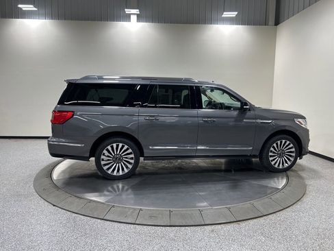 Used 2021 Lincoln Navigator L Reserve w/ Luxury Package image 5