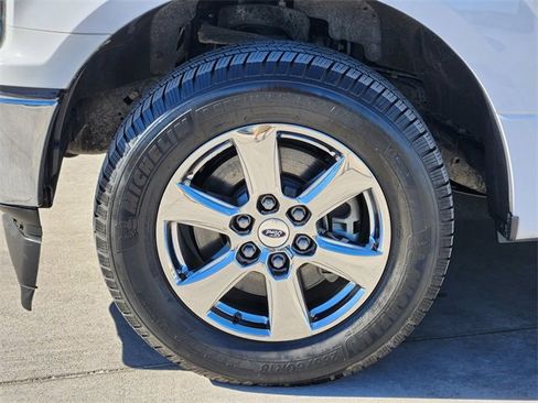 Used 2018 Ford F150 XLT w/ Equipment Group 302A Luxury image 10