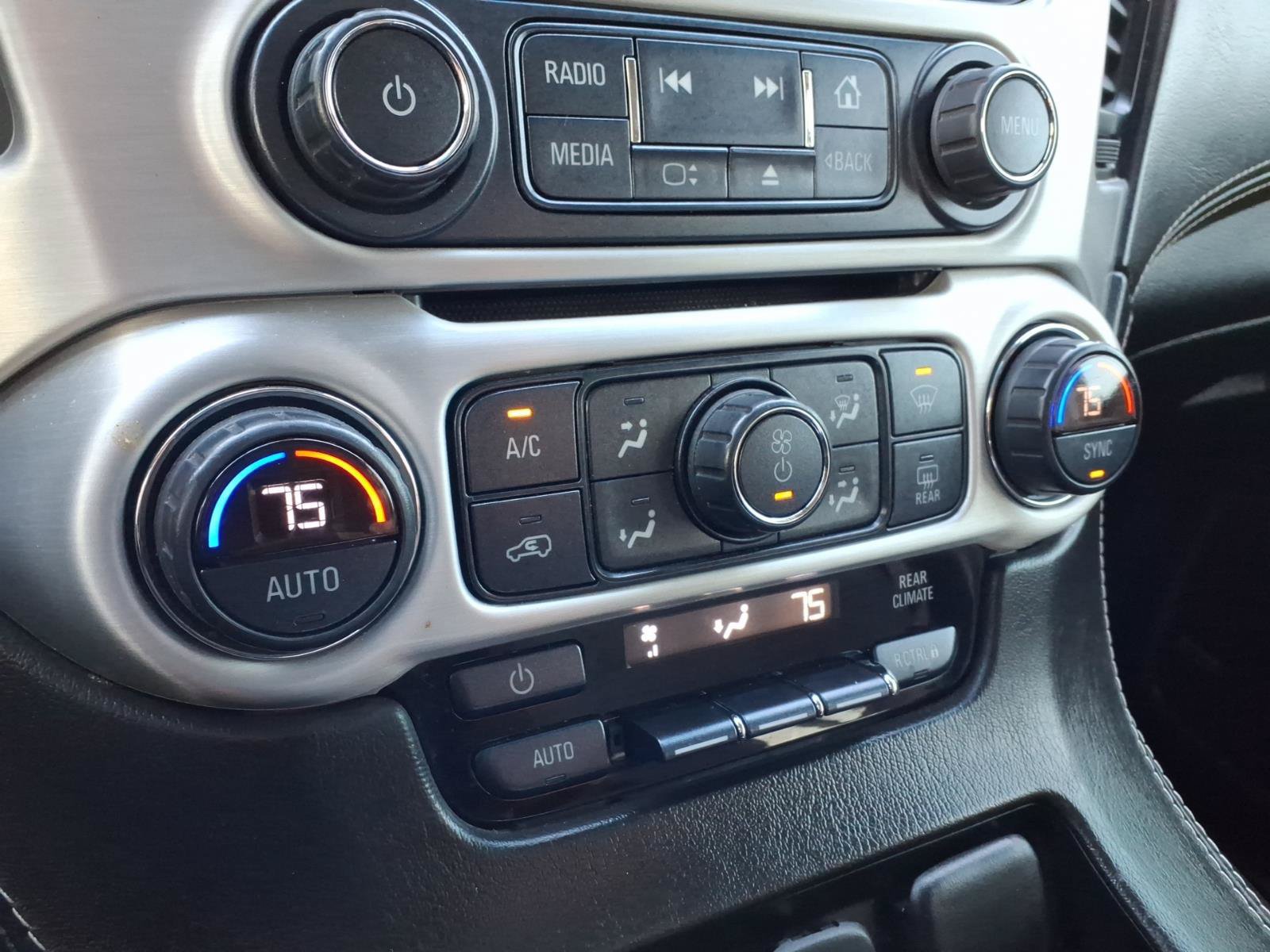 Used 2019 GMC Yukon SLE w/ Convenience Package AWD/4WD image 25