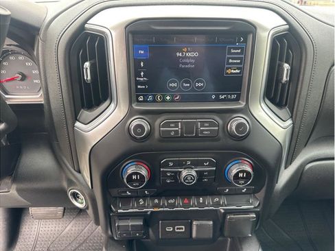 Used 2019 Chevrolet Silverado 1500 LT Trail Boss image 19