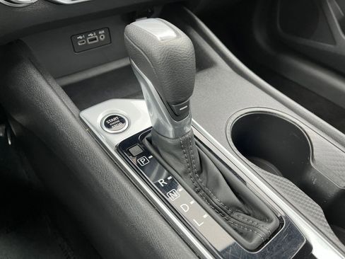 Used 2025 Nissan Altima 2.5 SV FWD image 42