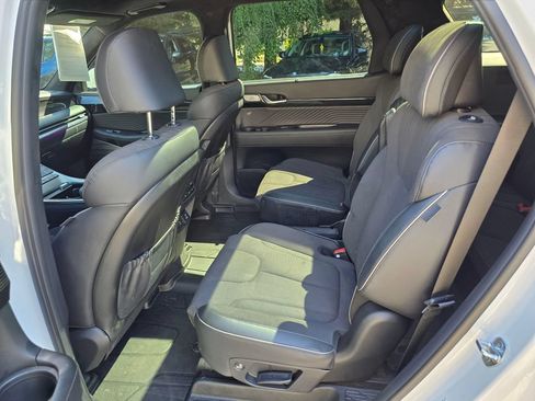 Used 2025 Hyundai Palisade Calligraphy AWD/4WD image 15