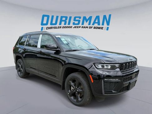 New 2026 Jeep Grand Cherokee L Limited w/ Limited Altitude Package AWD/4WD image 1