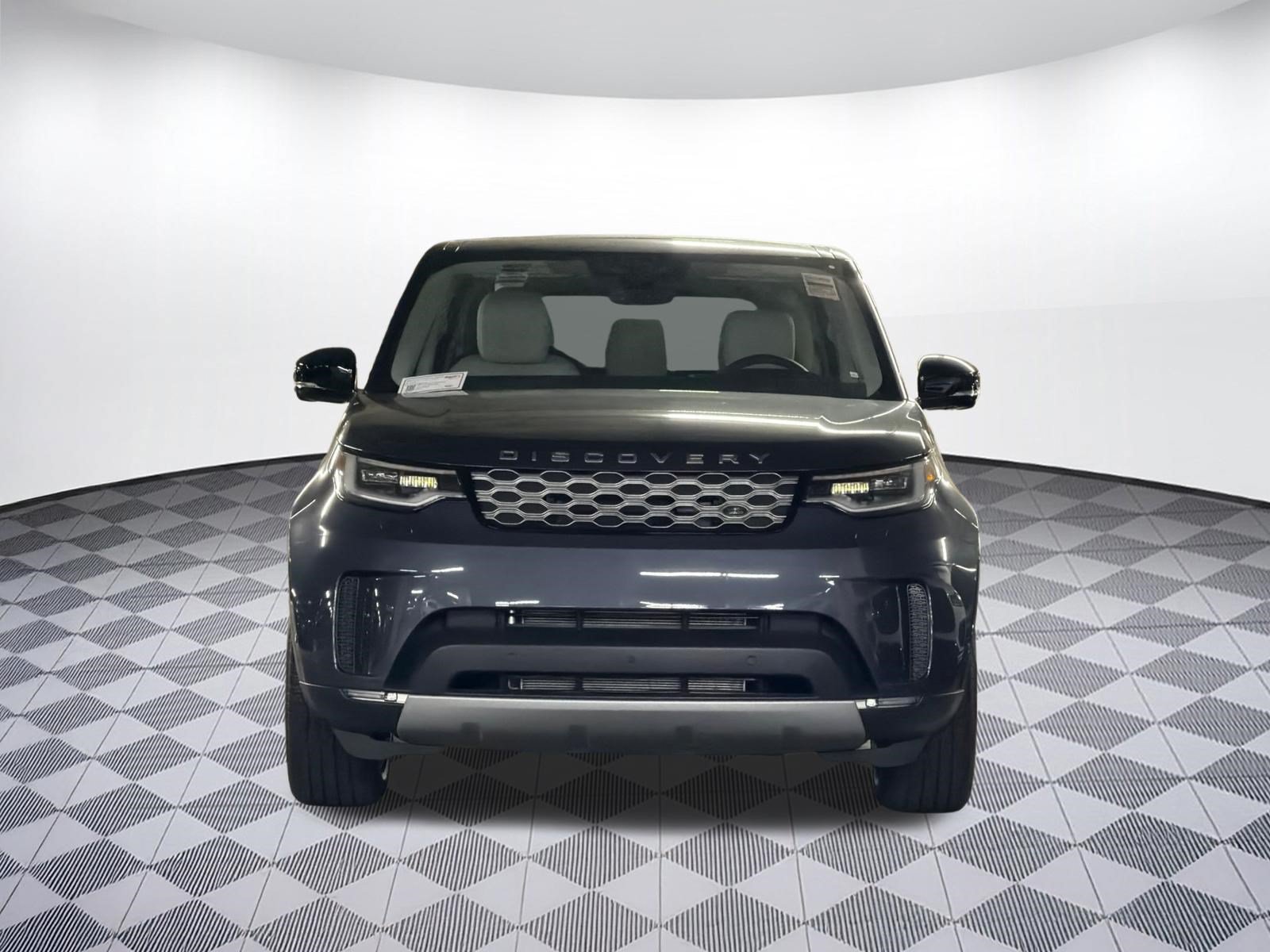 New 2026 Land Rover Discovery S AWD/4WD image 5