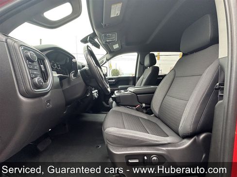 Used 2021 Chevrolet Silverado 1500 LT image 3