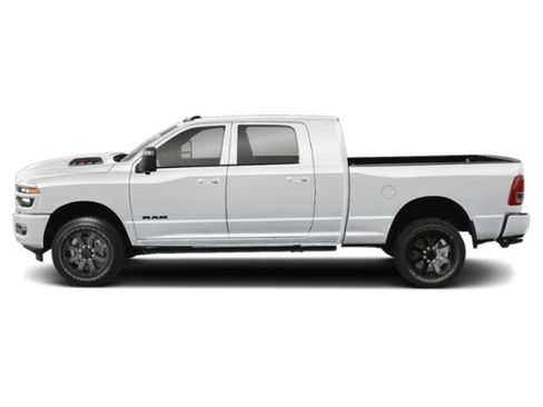 Used 2026 RAM 3500 Laramie AWD/4WD image 4