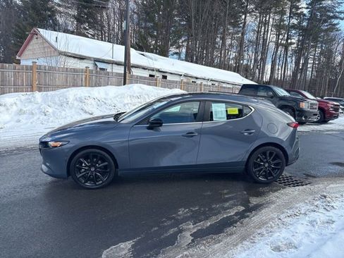 Used 2023 MAZDA MAZDA3 s image 4