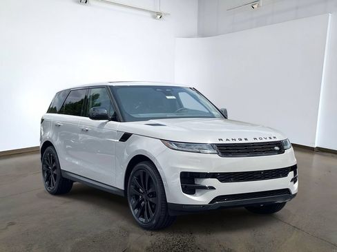 New 2026 Land Rover Range Rover Sport SE AWD/4WD image 3