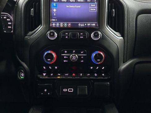 Used 2022 GMC Sierra 2500 Denali w/ Denali Ultimate Package image 24