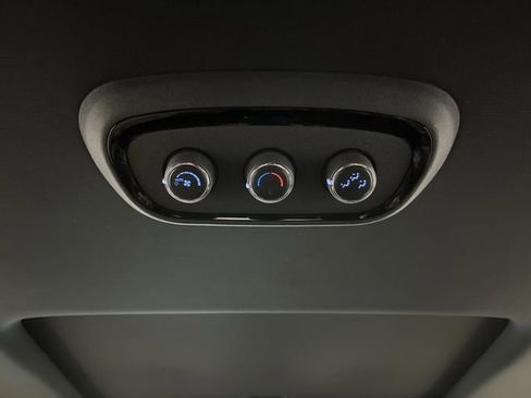 Certified 2025 Dodge Durango R/T image 36