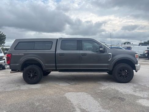 Used 2020 Ford F250 XLT w/ Tremor Off-Road Package AWD/4WD image 4