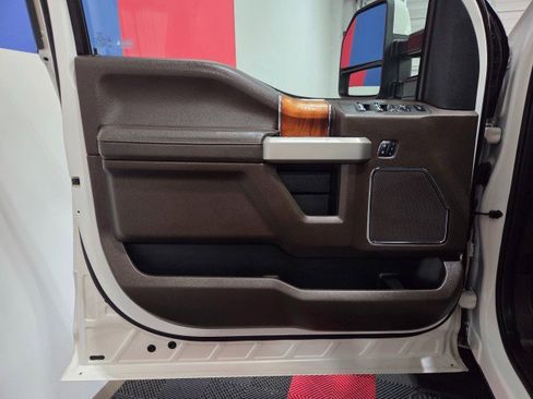 Used 2017 Ford F250 King Ranch w/ King Ranch Ultimate Package image 35